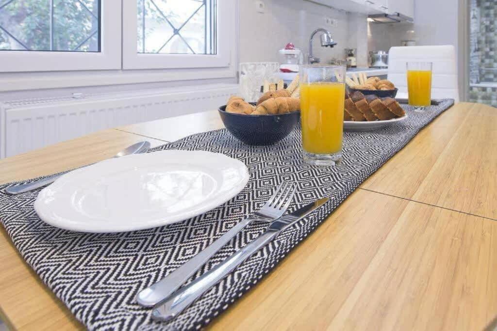 Modern Fully-Equipped House, 5 Min Walk From Metro Villa Aten Exteriör bild